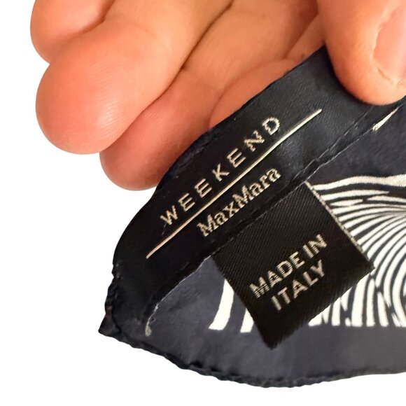 Weekend MaxMara Made In Italy Black & White Striped Abstract Patterned Scarf Sil - Picture 2 of 5